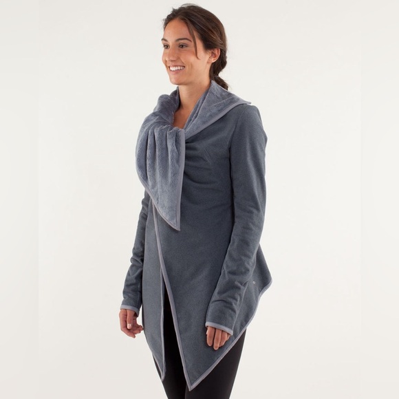 Lululemon Presence Of Mind Jacket Fossil Size 2 - Picture 3 of 13